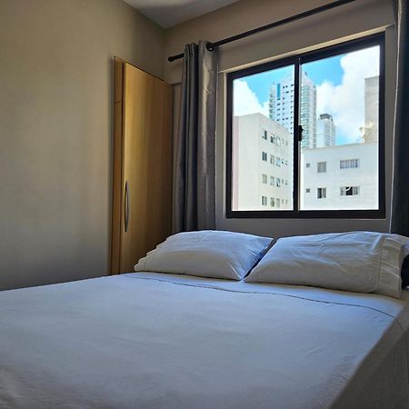 2 Quartos A 200Mts Praia Central, Garagem, Churrasqueira, Wi-Fi 90 Mbps, Pet Friendly Балнеаріу-Камборіу Екстер'єр фото