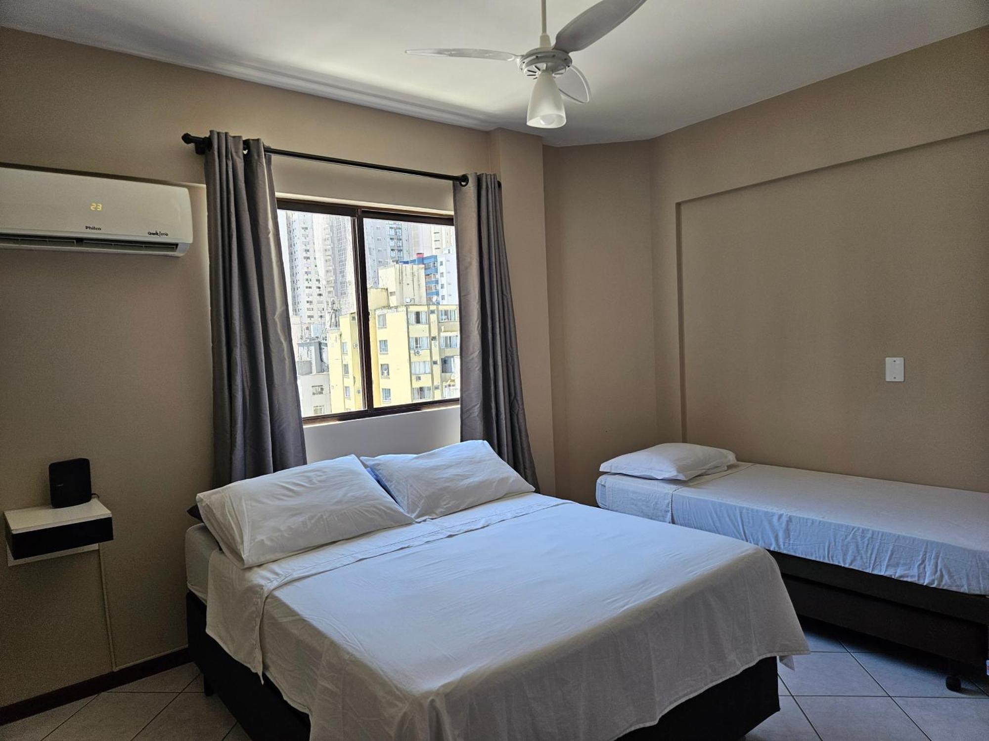 2 Quartos A 200Mts Praia Central, Garagem, Churrasqueira, Wi-Fi 90 Mbps, Pet Friendly Балнеаріу-Камборіу Екстер'єр фото