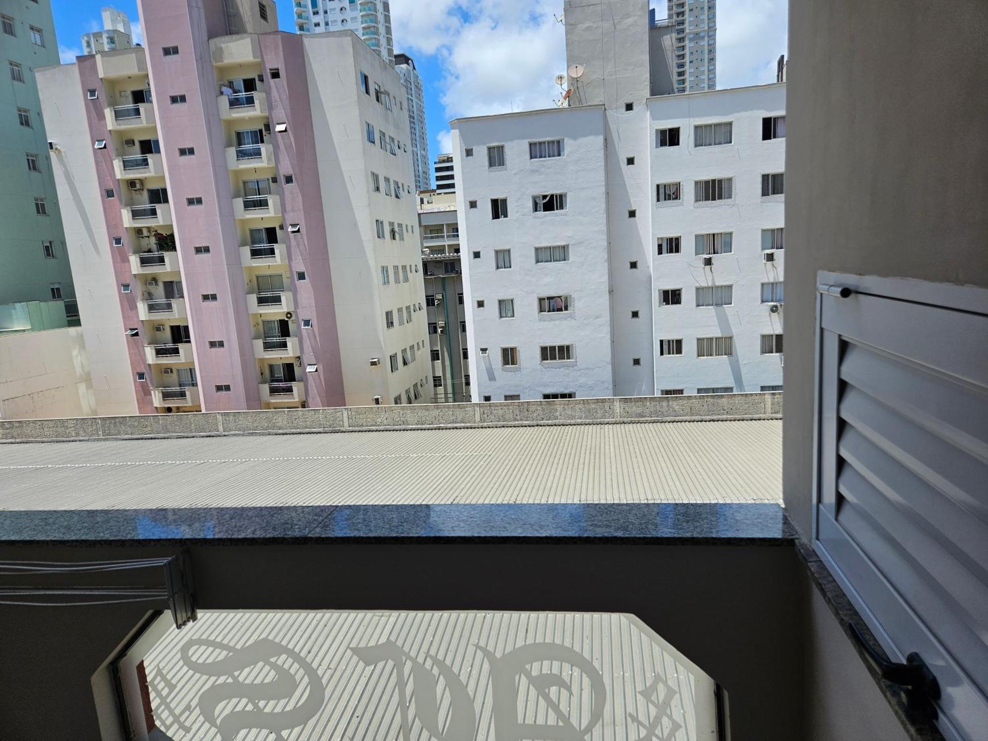 2 Quartos A 200Mts Praia Central, Garagem, Churrasqueira, Wi-Fi 90 Mbps, Pet Friendly Балнеаріу-Камборіу Екстер'єр фото